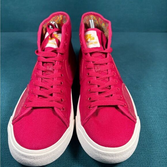Size 8Men/9.5Women - Nike SB Blazer Court Mid pink shoes - Picture 5 of 9